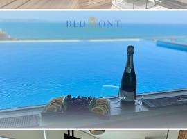 Luxury Rooftop Suites by Blumont, hotelli kohteessa Durrës lähellä maamerkkiä Rock of Kavaje