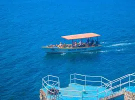 Kaiser Hotel- Negril West End