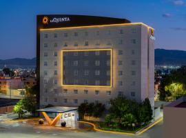 La Quinta by Wyndham San Luis Potosi, hotel v destinaci San Luis Potosí