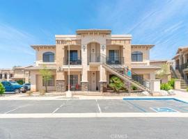 La Quinta Old Town Retreat, Pool, Hot Tub, 4 ppl, hotel v destinaci La Quinta