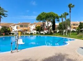 Gorgeous Apartment In Chiclana De La Front, With Kitchen