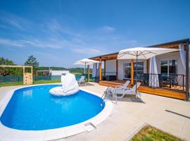 Gorgeous Home In Cerovacki Galovici With Sauna – hotel w mieście Galović-Selo
