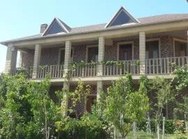 Zagulba-Buzovny House near the Sea 5 minutes walk Загородный Дом