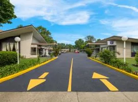 Knights Inn Burlington