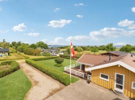 Gorgeous Home In Fars With Wifi, alquiler temporario en Farsø