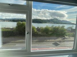 Leerick Cottage, beach hotel in Conwy