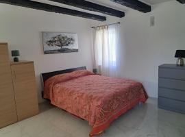 Apartmani Levanat, khách sạn ở Hoek van Holland