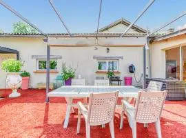 Beautiful Home In Septfonds With Outdoor Swimming Pool, Wifi And 1 Bedrooms