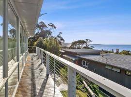 The Shack, pet-friendly hotel sa Lorne