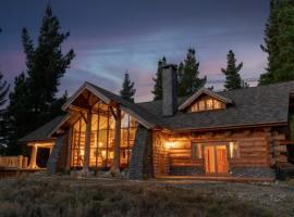 Fairytale Log Cabin - Homewood Forest Retreat, хотел в Александра