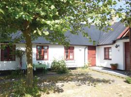 2 Bedroom Beautiful Home In Skillinge, hotell i Skillinge