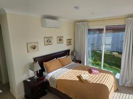 Be My Guest in Beachlands, pension in Auckland