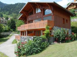 4 6 pers holiday appartment near center of Champagny, hotel in Le Villard