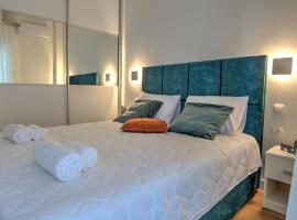 The Cosy luxurious Seaside Apartment, hotel en Atenas