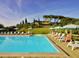 Farmhouse with air conditioning, private terrace and pool