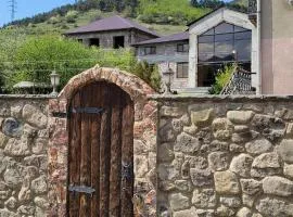 B&B Odzun