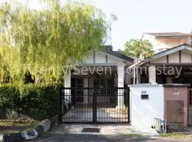 Twenty Seven HomeStay