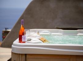 Sunrise stone villa with Jacuzzi by Neuvel, hotel with parking in Péra Meriá