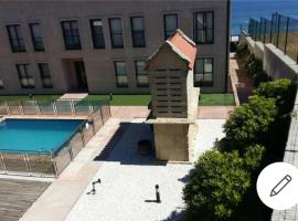 En Playa Coroso y admito Mascotas, Hotel in Ribeira