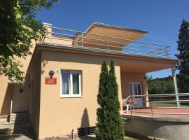 Süle Apartments & Rooms, romantic hotel in Balatonfüred