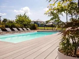 Villa neuve avec piscine vue sur mer pour 9