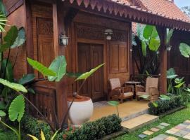 La Tavisa Hotel Borobudur, parkimisega hotell sihtkohas Magelang