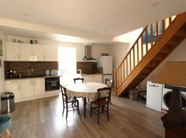 Joli appartement avec balcon au coeur de Forcalquier