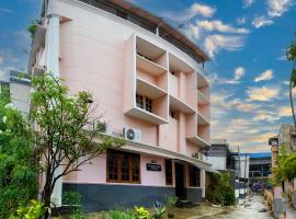 Rams Guest House Technopark: Trivandrum şehrinde bir otoparklı otel