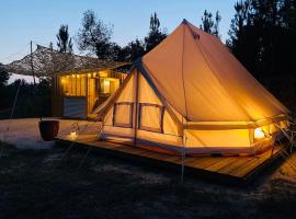 Tente glamping Cote Vicentine plage et nature, hotel em Rogil