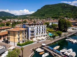 Bellerive Lifestyle Hotel, hotel di Salo