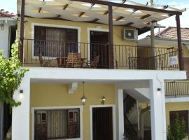 Portico Cozy Home, holiday rental in Kariá