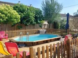 Maison de Charme en Provence avec jardin et piscine