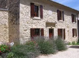Mas provençal typique