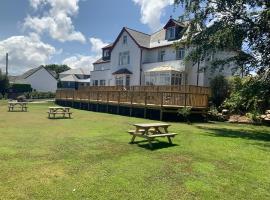 St Merryn, guest house in Carbis Bay