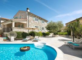 Residence Pietre d'Istria - with private service, hotel perto de Dvigrad Castle, Burići