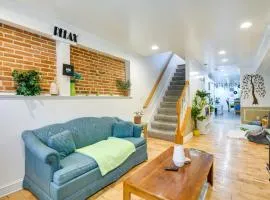 Quirky Baltimore Townhome about 2 Mi to Inner Harbor
