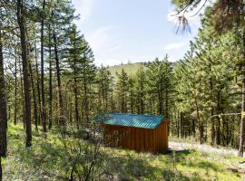 Echo Valley Resort + Cabins, pet-friendly hotel in Manson