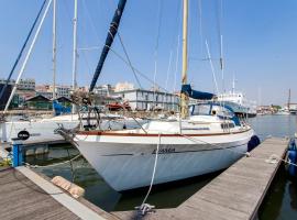 Evamia Boat, hotel Lisszabonban