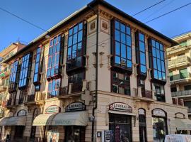 CASA ODELLO suite and the sea, hotel en Bordighera