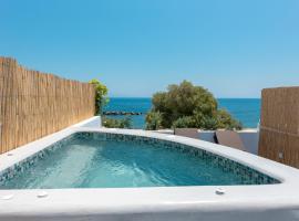 Aegean Gold、カマリのホテル