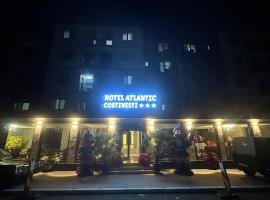 Hotel Atlantic Costinesti，科斯蒂內甚蒂的飯店