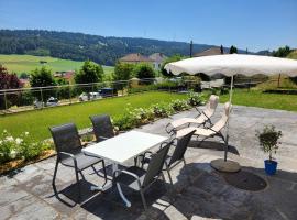 Les petits Rosiers, hotel Téléski de la Combe T-bar környékén Tramelanban