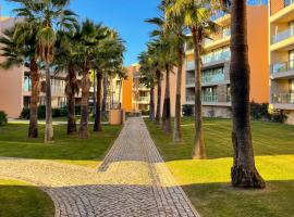 Herdade dos Salgados,T3 8C-0C, Vila das Lagoas, hotel in Galé