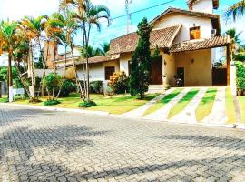 Residência Guarujá Praia Pernambuco Condomínio Fechado, Hotel in São Paulo