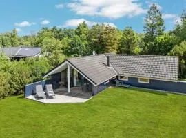 3 Bedroom Gorgeous Home In Væggerløse