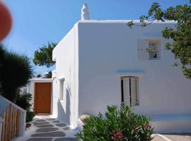 Cassaris Mykonos: Drafaki şehrinde bir villa