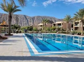 Two bedroom Apartment Muscat Bay