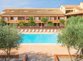 Saint Cyprien Golf View 2 bedrooms Apartment , 900 m from the beach, hotel a Sant Cebrià de Rosselló