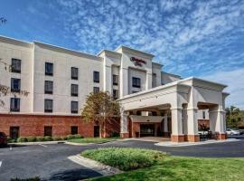 Hampton Inn Jacksonville, hotel a prop de Jacksonville State University, a Jacksonville