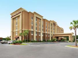 Hampton Inn & Suites Brunswick, Hotel in Brunswick